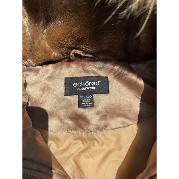 Ecko Red Puffer Jacket Womens XL Y2k Real Racoon Fur Hood Zip Streetwear - Picture 2 of 8